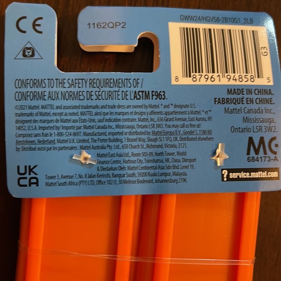 Hot wheels track two piece set 48in - Picture 4 of 5